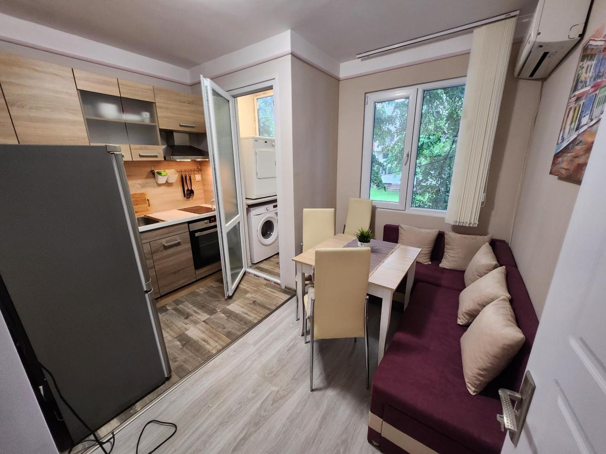 Апартаменти Luxury Two Bedroom Crown *